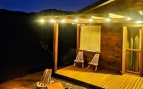 Chalé romântico com vista e banheira